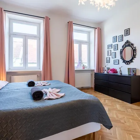 Apartment Revliving