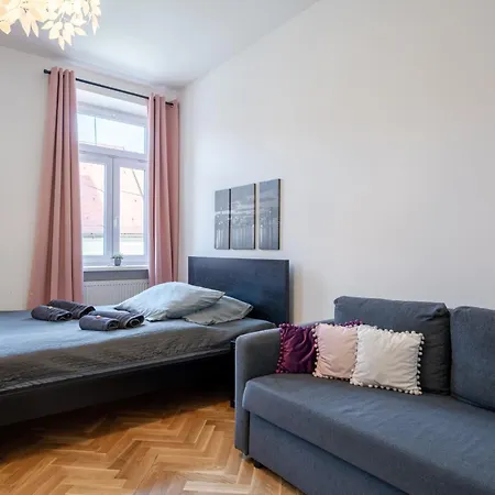 Revliving Apartmán *